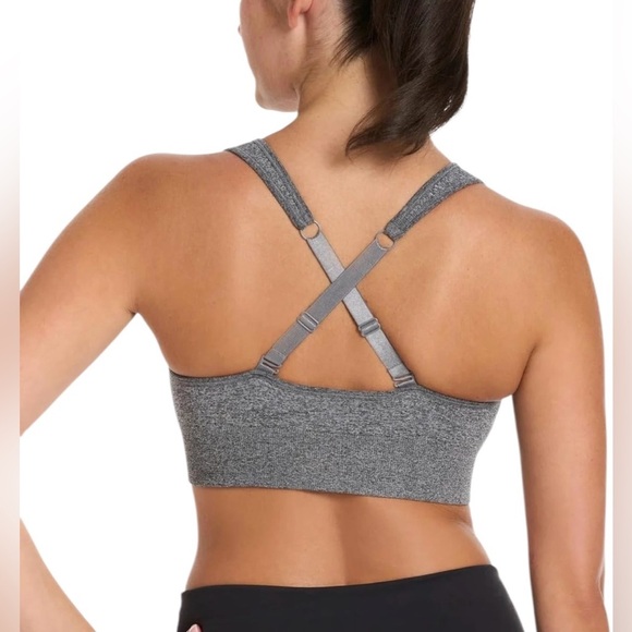 NEW, PUMA, Seamless Sports Bra with Adjustable Cross Straps, XL, Gray 🏃♀️➡️ - Picture 3 of 8